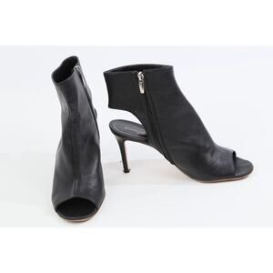 GIANVITO ROSSI Black Leather Peep Toe Cut Out Ankle Booties Size 39.5